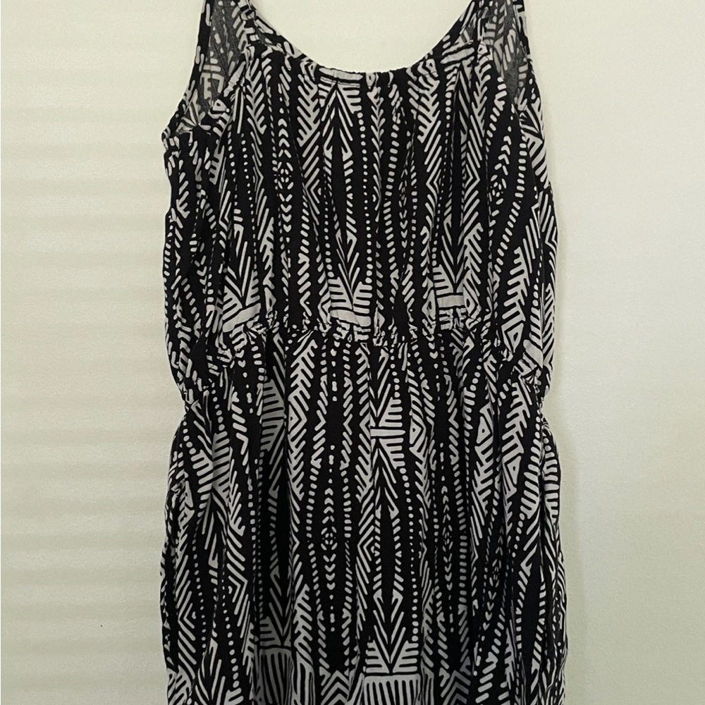 Mossimo supply co. Romper with pockets - Picture 2 of 5